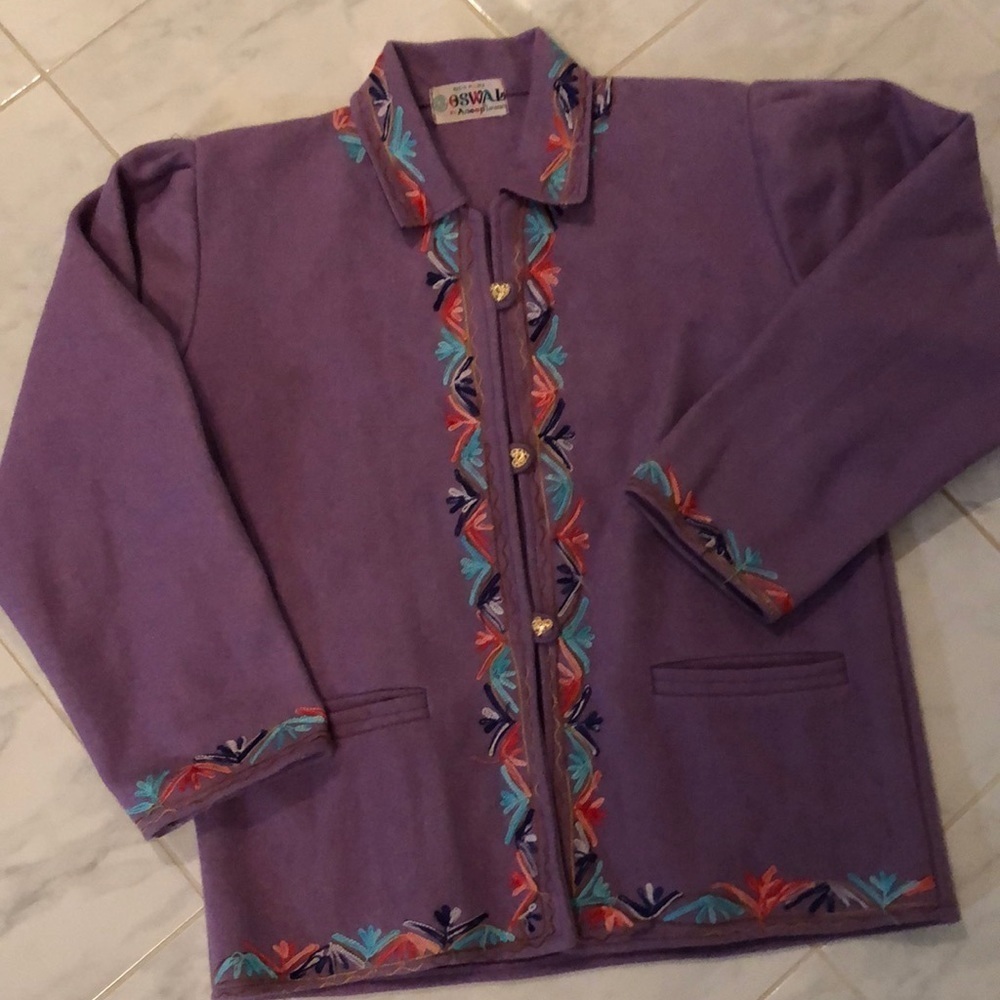OSWAL Purple ladies jacket with gorgeous embroidery. EUC!